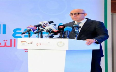 وزير التعليم يعلن عن خطة دمج الثقافة المالية والوعي الاستثماري في المناهج الدراسية