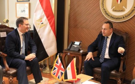 وزير التعليم العالي يتباحث مع السفير البريطاني حول تعزيز التعاون الأكاديمي بين مصر وبريطانيا