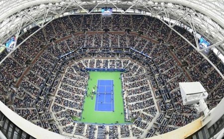 ملعب بطولة أمريكا المفتوحة للتنس يستقطب مشجعي كأس العالم بحماس كبير