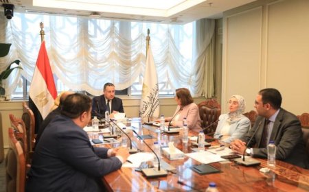 قنصوة يراقب تقدم الجامعات المصرية في التصنيفات العالمية