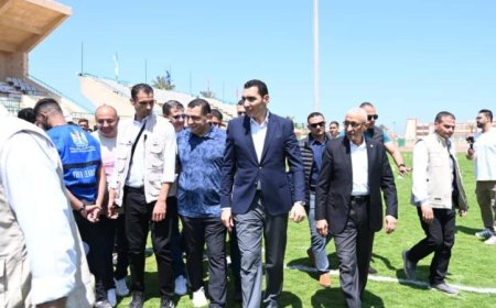 وزير الشباب والرياضة ومحافظ شمال سيناء يجريان جولة تفقدية في حمام السباحة الأولمبي بالعريش