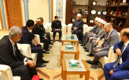 مفتي الجمهورية يلتقي وفد جامعة المالديف الإسلامية لتعزيز سبل التعاون المشترك