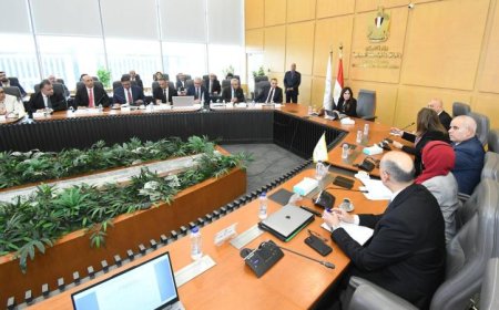 وزيرة الإسكان تواصل متابعة تنفيذ المشاريع في المدن الجديدة لتحسين البنية التحتية