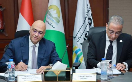 رحمي يعلن نجاح التعاون مع محافظة الجيزة في تمويل مشاريع البنية التحتية والتنمية المجتمعية