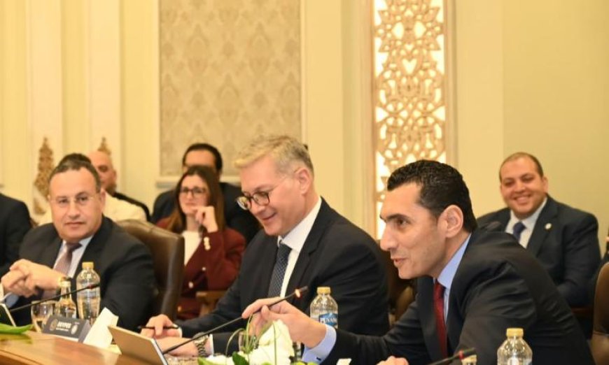 وزير الشباب يؤكد أن تمكين الشباب هو الأساس لمستقبل قطاع الطاقة في مصر