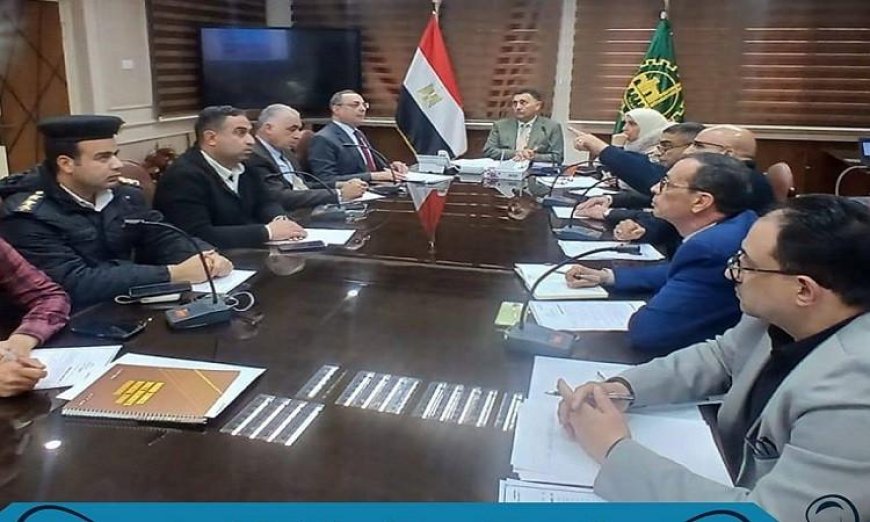 محافظ القليوبية يستعرض استراتيجيات مبتكرة لتعزيز موارد الإعلانات في المحافظة