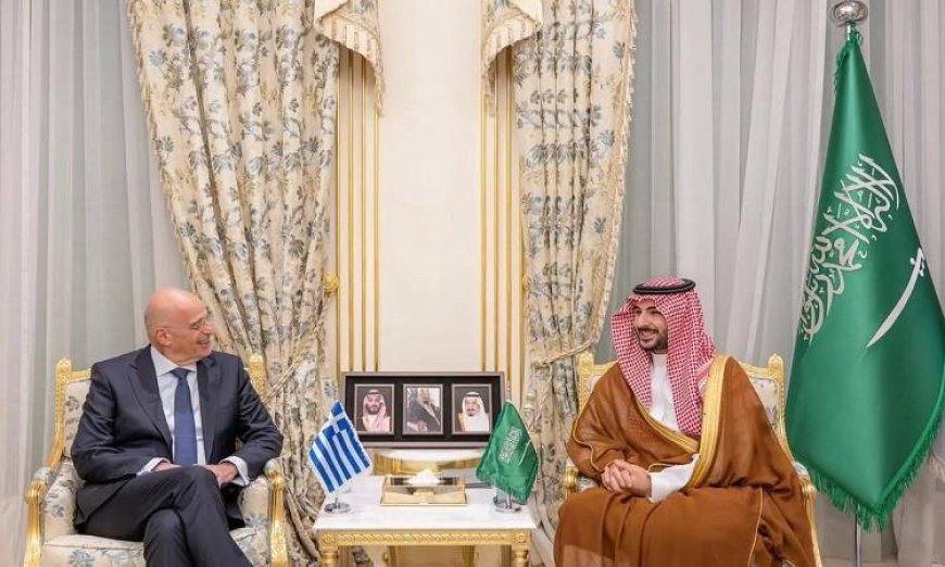 وزير دفاع السعودية واليونان يتناولان أحدث التطورات الإقليمية المهمة
