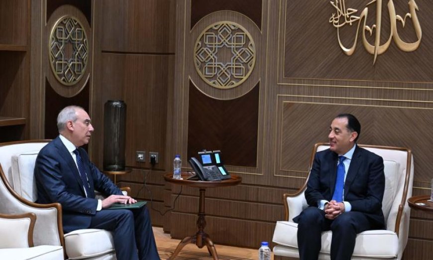 رئيس الوزراء يجتمع بالسفير علاء يوسف لبحث قضايا الهيئة العامة للاستعلامات