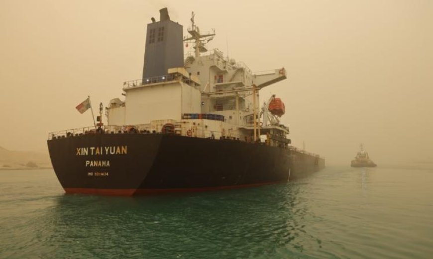 إنقاذ سفينة الصب XIN TAI: نجاح عمليات قاطرات الإنقاذ البحري بهيئة قناة السويس