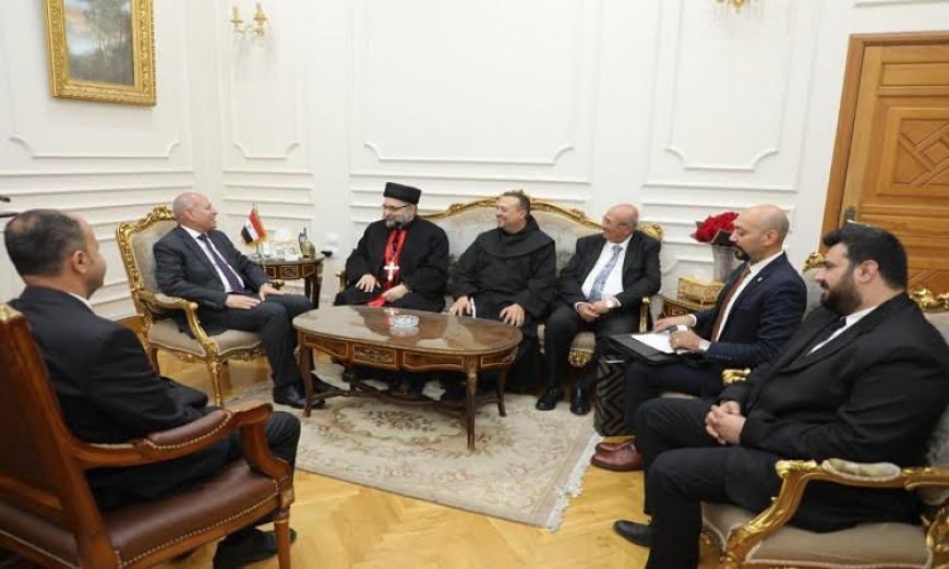 محافظ القاهرة يزور رئيس الكنيسة الكلدانية ويبحث تعزيز التعاون في مصر