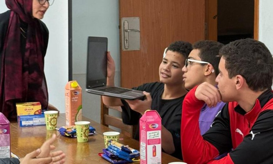 مؤسسة زاهي حواس للآثار والتراث تحتفل بعيد اليتيم وسط كنوز التاريخ المصري