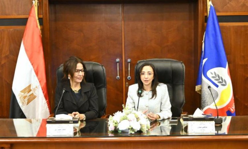 وزيرة الثقافة تؤكد أن مكتبة البلدية بدمنهور تعد من أبرز المعالم الثقافية في مصر