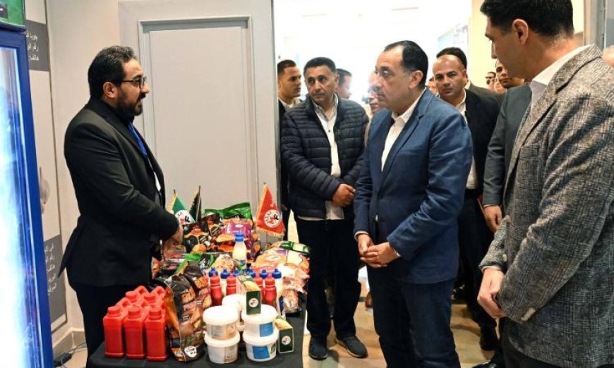 مدبولي يزور معرض المنتجات الصناعية في بنها ويثني على الابتكارات المعروضة