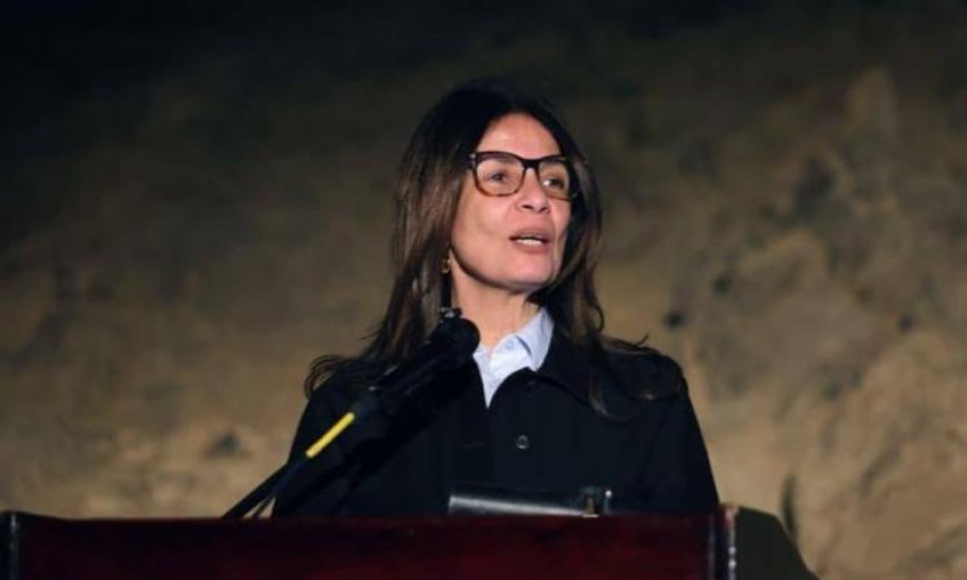 وزيرة الثقافة تراقب سير عمل الموظفين عن بُعد لضمان تنفيذ قرارات مجلس الوزراء