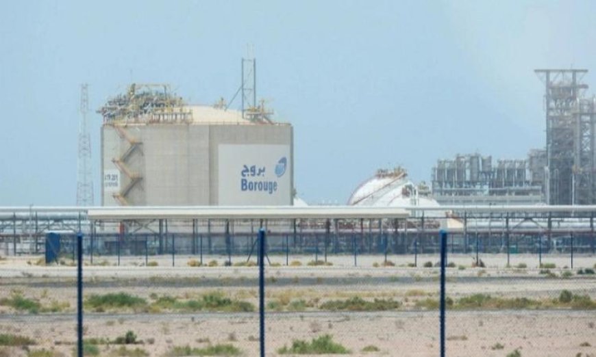 الإمارات تنجح في السيطرة على 3 حرائق ناجمة عن حادث مصنع بروج دون تسجيل إصابات