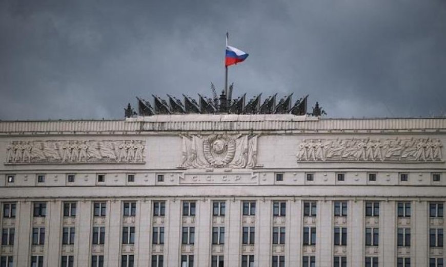 الدفاع الروسية تعلن عن تنفيذ ضربات عسكرية استهدفت المطارات ومراكز الطاقة في أوكرانيا