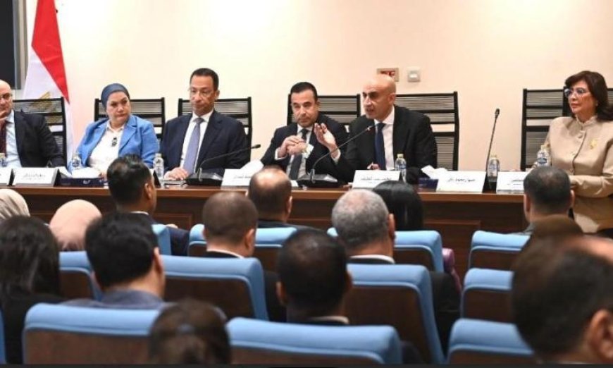 وزير التعليم في مجلس النواب يؤكد على ضرورة وضع تشريعات تتناسب مع التطورات التكنولوجية السريعة