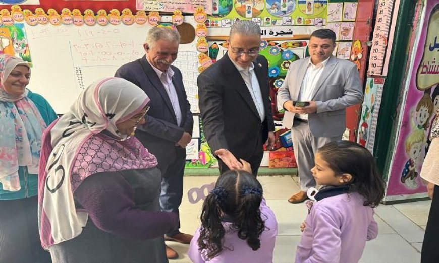 محافظ الجيزة يقوم بجولة تفقدية في مدرسة غزوة تبوك الابتدائية بإمبابة