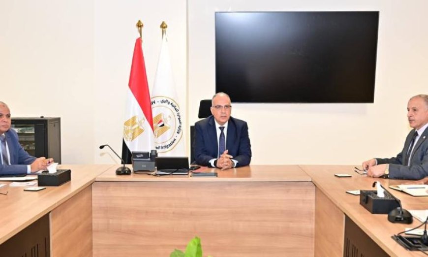 وزير الري يراقب استعدادات محطات الرفع والقناطر الرئيسية لتحسين خدمات الموارد المائية