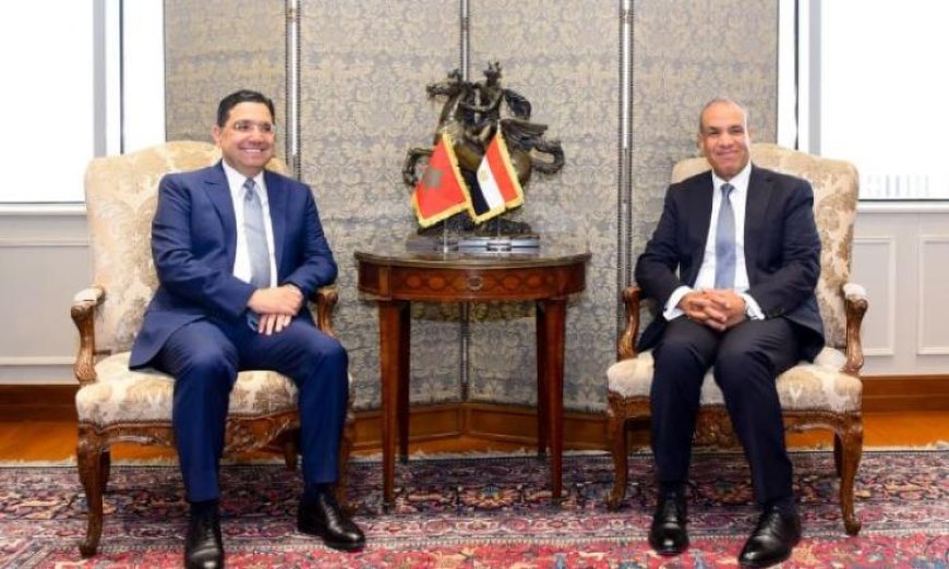 وزير الخارجية يلتقي نظيره المغربي لبحث آخر التطورات في الوضع الإقليمي