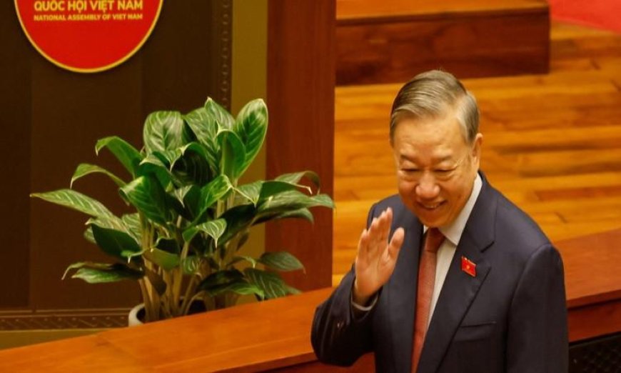 انتخاب تو لام زعيما للحزب الشيوعي رئيسا للجمهورية في فيتنام