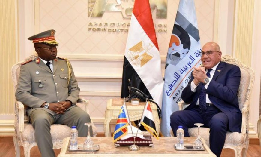 رئيسا العربية للتصنيع وهيئة الأركان المسلحة الكونغولية يتباحثان حول سبل تعزيز التعاون