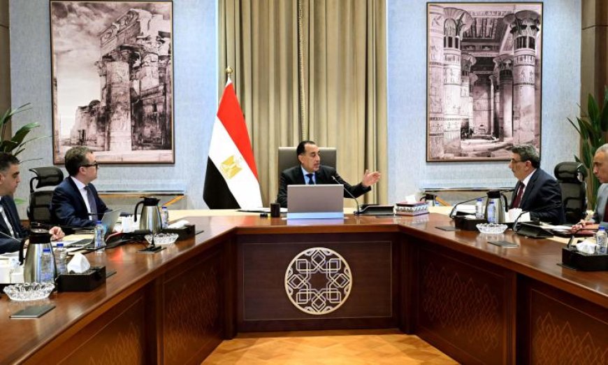 رئيس الوزراء يراقب التطورات المالية للهيئة المصرية للشراء الموحد