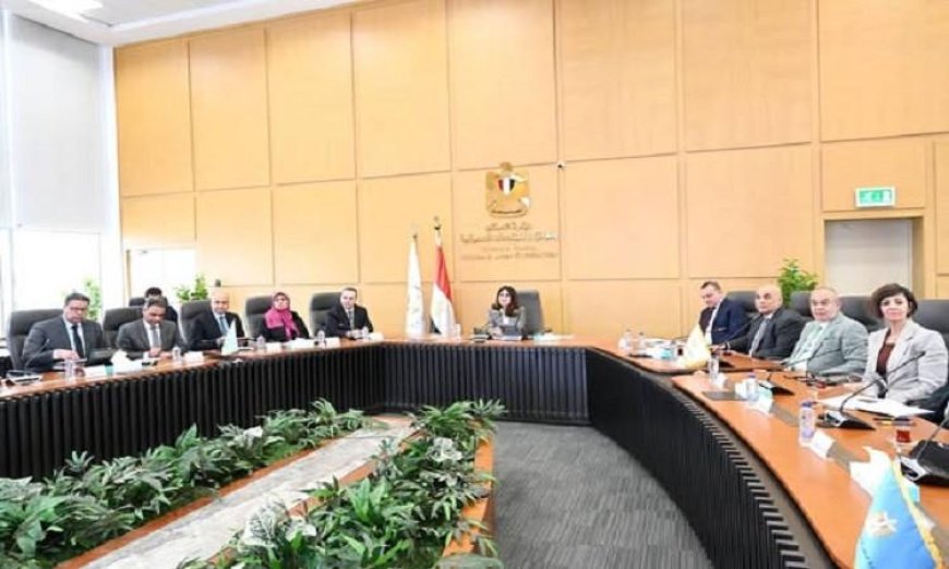 اجتماع وزيرة الإسكان مع مسؤولي شركة HDP لمناقشة تطوير مشروعات المدن الجديدة