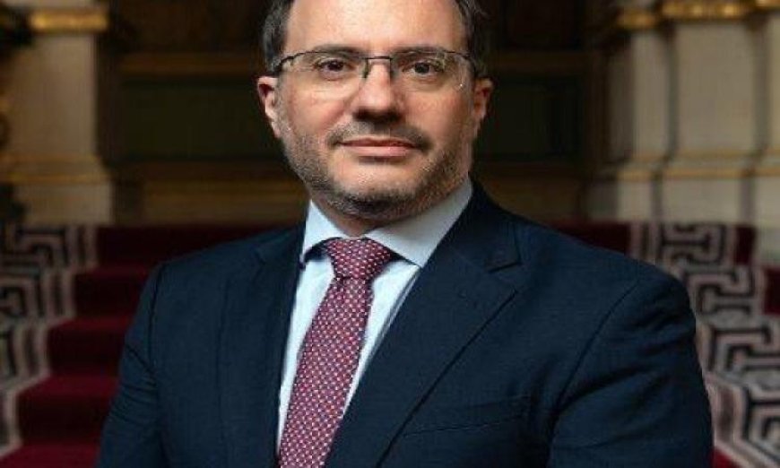 سفير بريطانيا يثني على جهود مصر والوسطاء لتحقيق هدنة في إيران