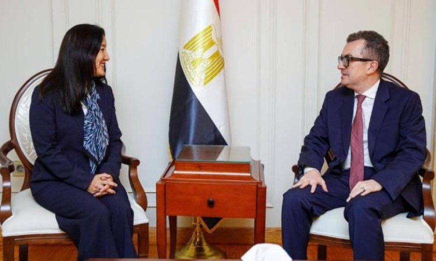وزير التخطيط يعقد اجتماعاً مع الممثلة المقيمة للبرنامج الإنمائي للأمم المتحدة لتعزيز التعاون والتنمية