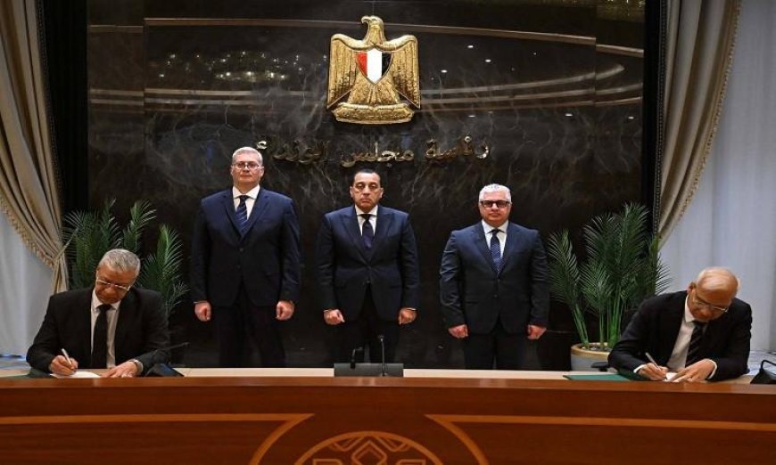 مدبولي يوقع عقد شراكة تاريخي بين إندوراما وفوسفات مصر لتعزيز الصناعة الوطنية