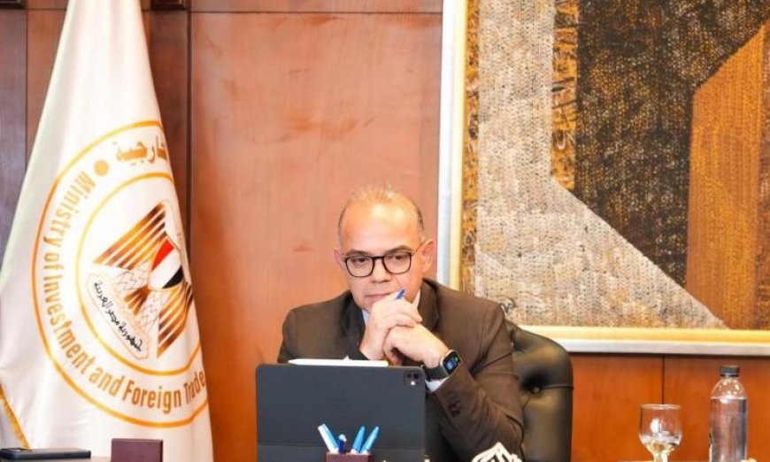 وزير الاستثمار يستعرض سبل تعزيز التعاون الاقتصادي مع نظيره البريطاني