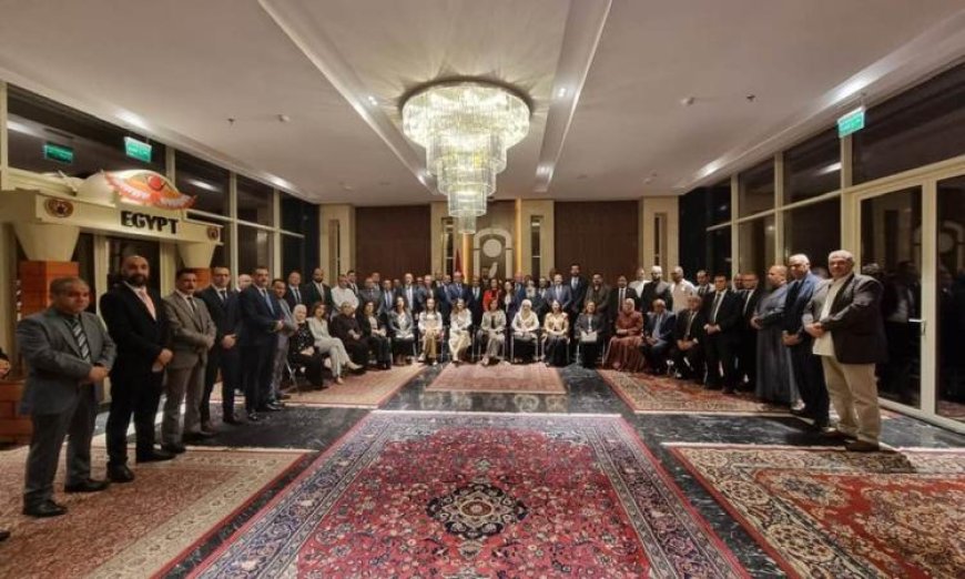 وزير الخارجية يلتقي بالجالية المصرية في الكويت لتعزيز الروابط والتعاون