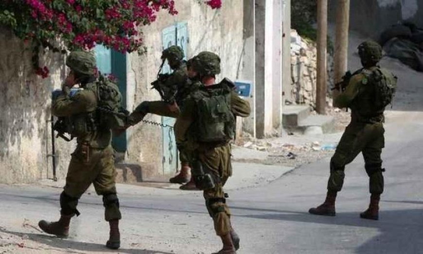 اعتقال طفل في بيت فوريك شرق نابلس بعد اعتداء قوات الاحتلال عليه