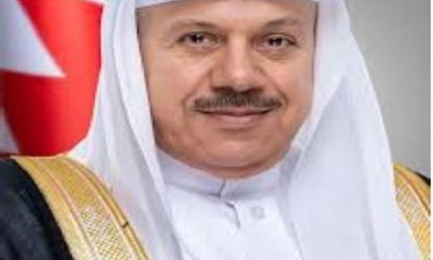 وزير الخارجية البحريني يتواصل هاتفياً مع نظرائه العرب لبحث آخر مستجدات الأوضاع