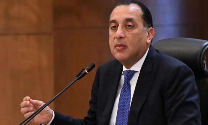 مدبولي يقدم التهاني للبابا وبطريرك الكرازة المرقسية بمناسبة الأعياد للمواطنين المسيحيين