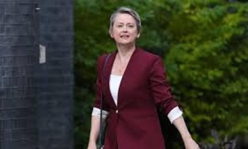 بريطانيا ترفض فرض رسوم عبور على مضيق هرمز وتدعو للحفاظ على حرية الملاحة