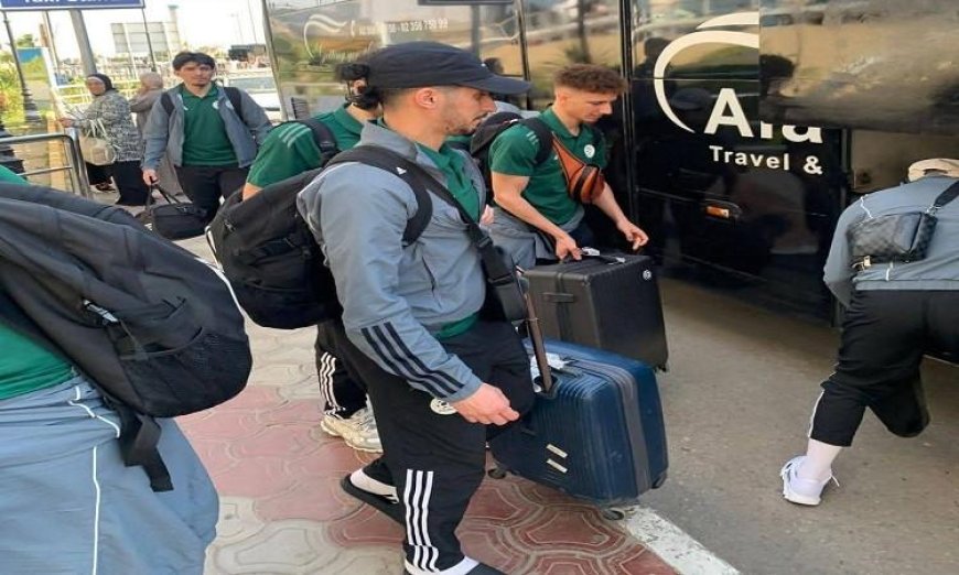 بعثة الجزائر لكرة الصالات تصل القاهرة لتستعد لمواجهة منتخب مصر وديا