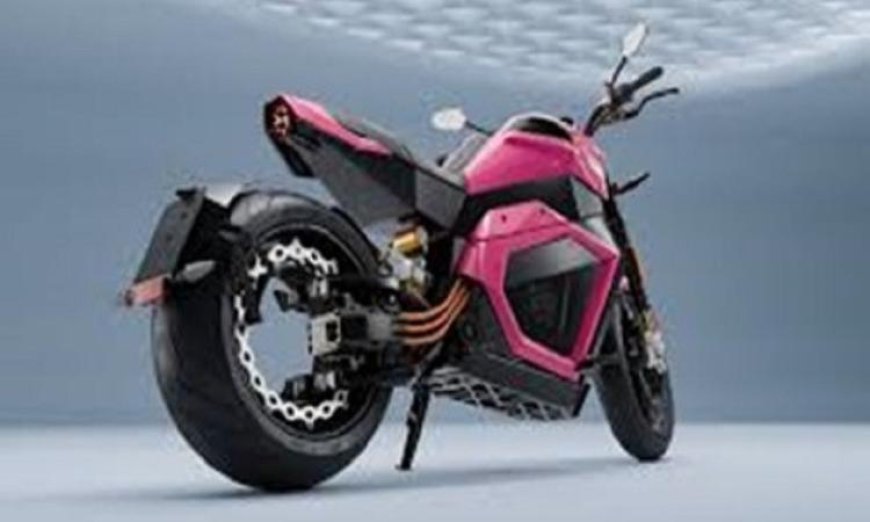 أحدث ابتكار في عالم الدراجات النارية إطلاق أول دراجة نارية كهربائية تعمل بتقنية البطارية الصلبة