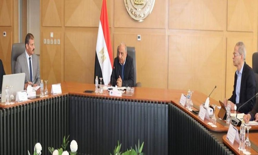 وزير الكهرباء يكشف عن توفير 18 ألف ميجاوات ساعة خلال أسبوع بفضل خطة الترشيد