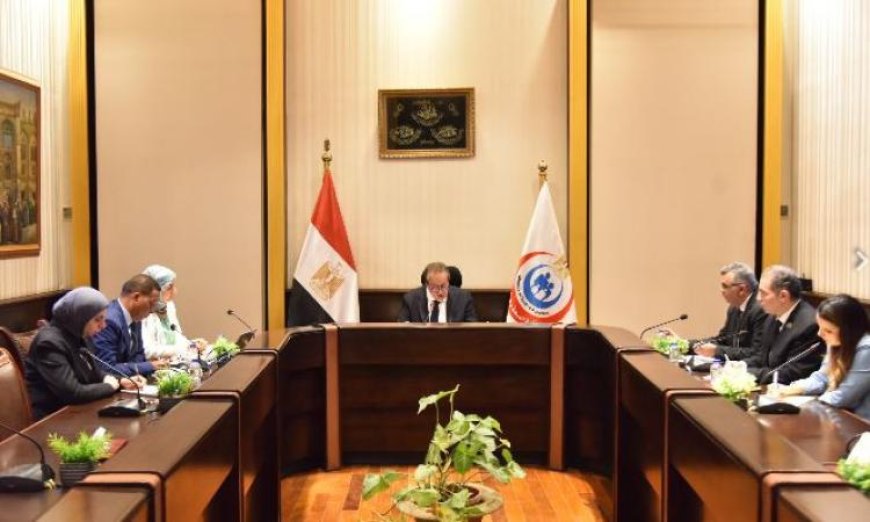 وزير الصحة والسكان يدرس تحديث المنشآت الطبية وفق أحدث المعايير العالمية