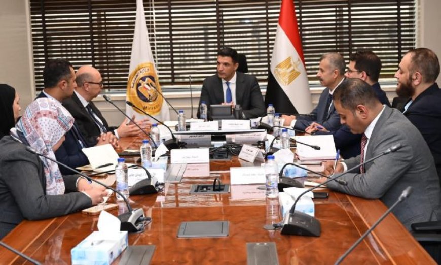 وزير الصناعة يناقش استراتيجيات توسع مجموعة سان جوبان في السوق المصرية
