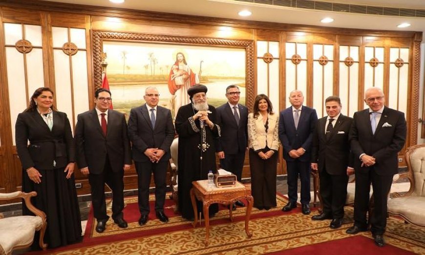 زيارة محافظ القاهرة إلى البابا تواضروس الثاني في المقر الباباوي بالعباسية