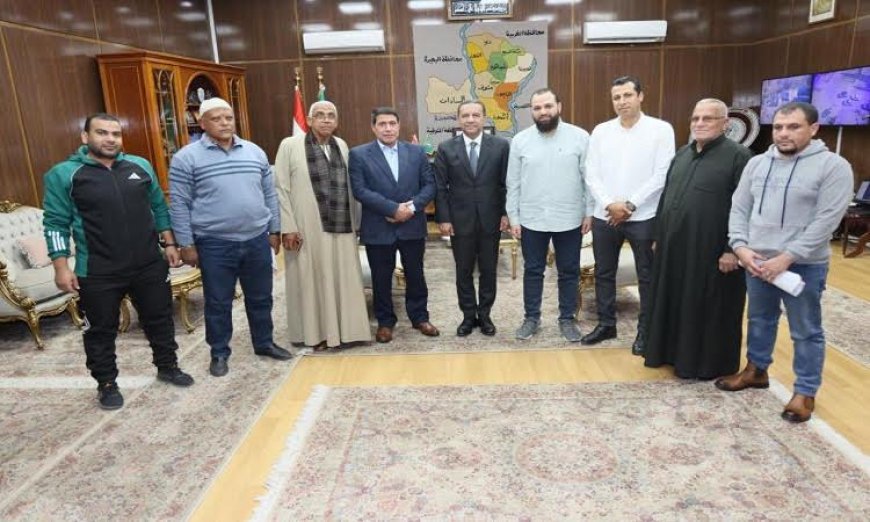 محافظ المنوفية يلتقي أهالي منشية دملو للاستماع لشكاواهم وحل مشاكلهم