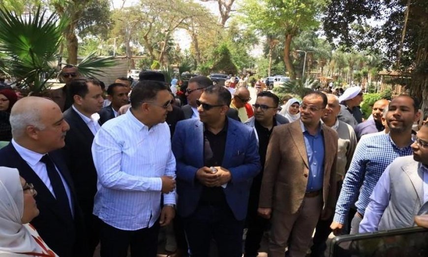 محافظ القليوبية يتفاعل مع المواطنين في احتفالات شم النسيم بحدائق القناطر الخيرية