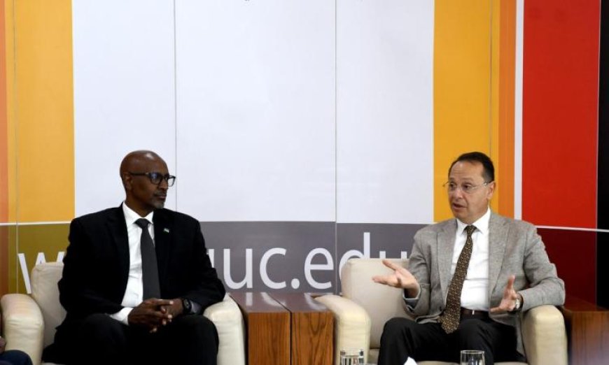 الجامعة الألمانية بالقاهرة تعزز التعاون الأفريقي مع وزير التعليم الرواندي