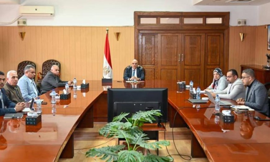 سويلم يراقب تقدم مشروع نقل مياه الصرف الزراعي في الدلتا الجديدة