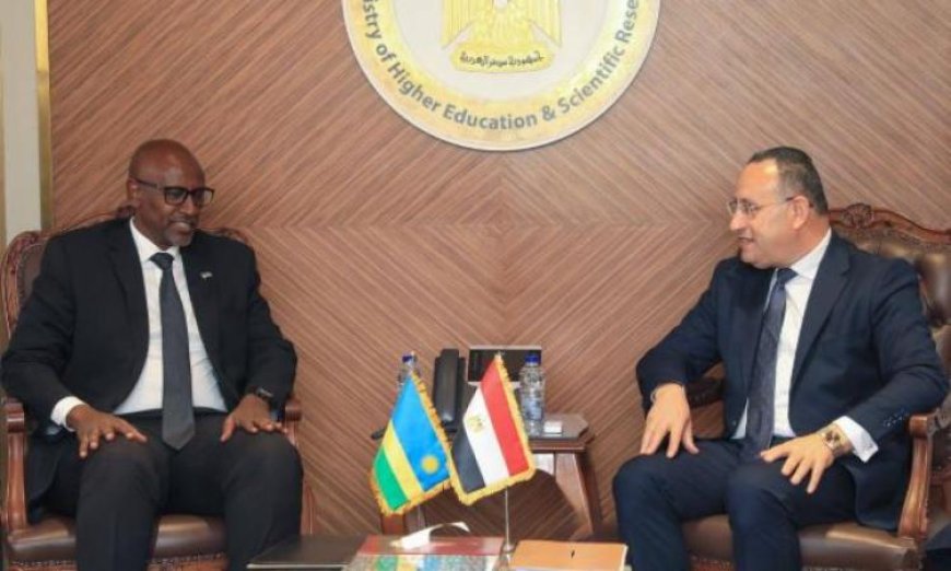 قنصوة يلتقي نظيره الرواندي وسفير رواندا لبحث سبل تعزيز التعاون الأكاديمي