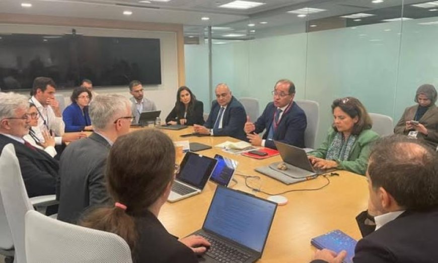 كجوك يؤكد التزام الحكومة بالإصلاحات الاقتصادية ويستعرض مبادرات دعم السياحة والتصدير