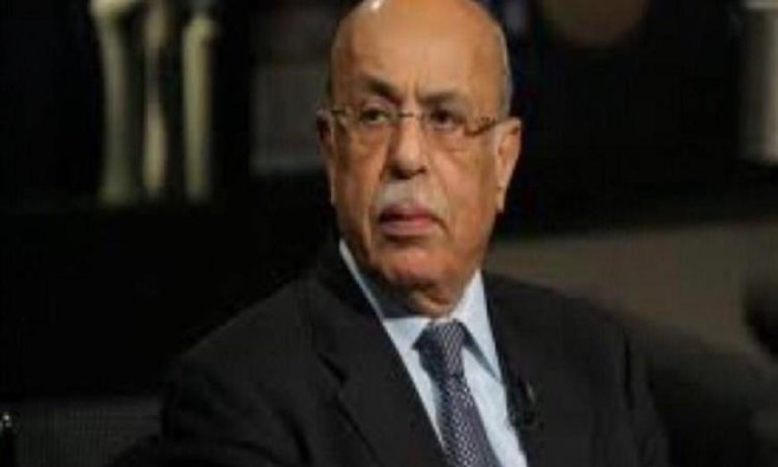 تسمية القاعة الرئيسية بمركز مؤتمرات جامعة القاهرة باسم مفيد شهاب